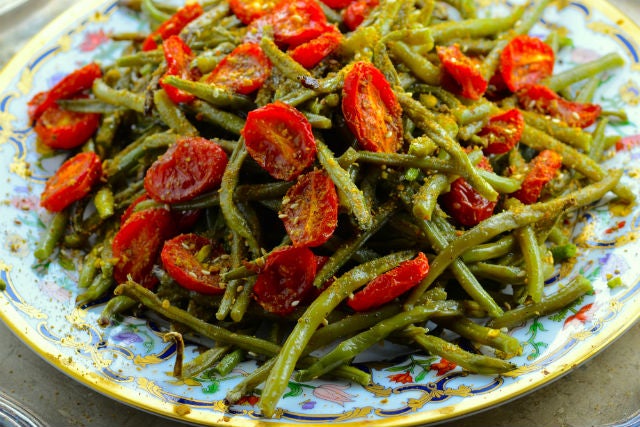 roasted green beans and tomatoes with Dukkah main