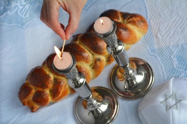 Challah & Chutzpah: A Celebration of Jewish Culture, Table for All