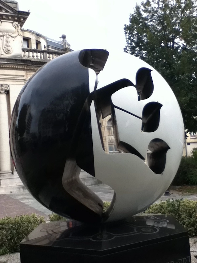 A sculpture honoring Rashi in his birthplace of Troyes, France. (Wikimedia Commons)