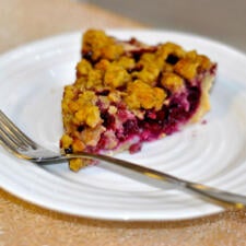 Berry Crumble Pie-image