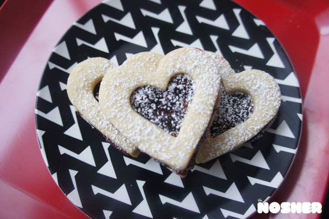 linzer-cookies1-stamp