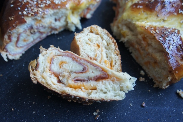 pastrami sandwich challah