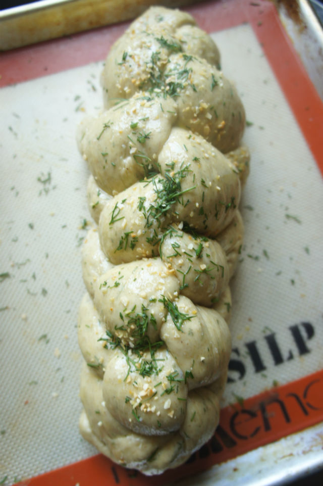 dill pickle challah vert