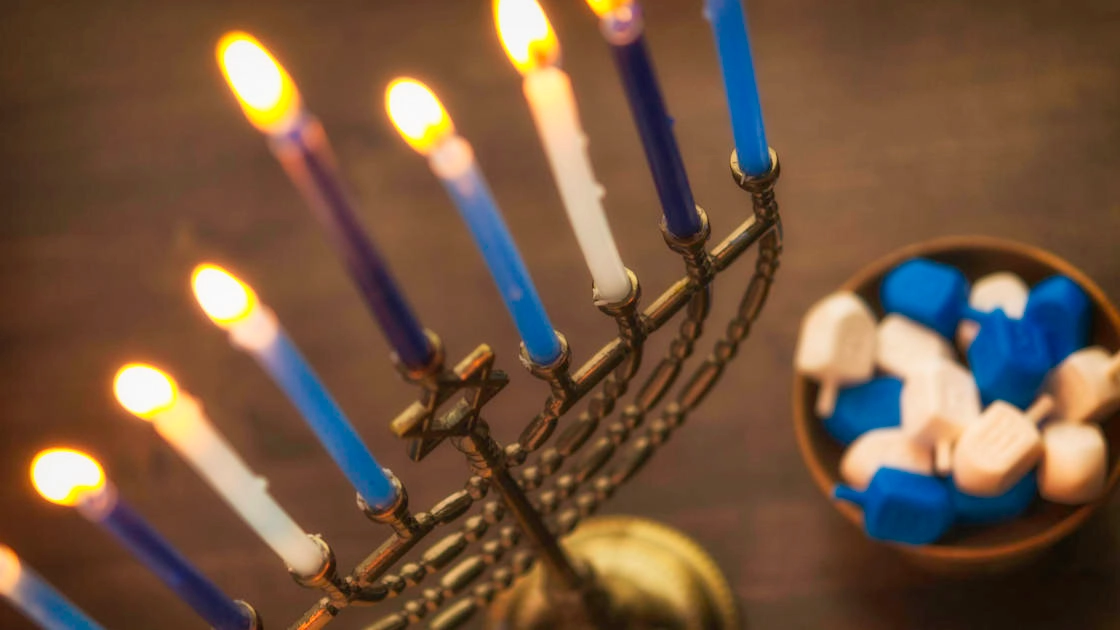 light my menorah