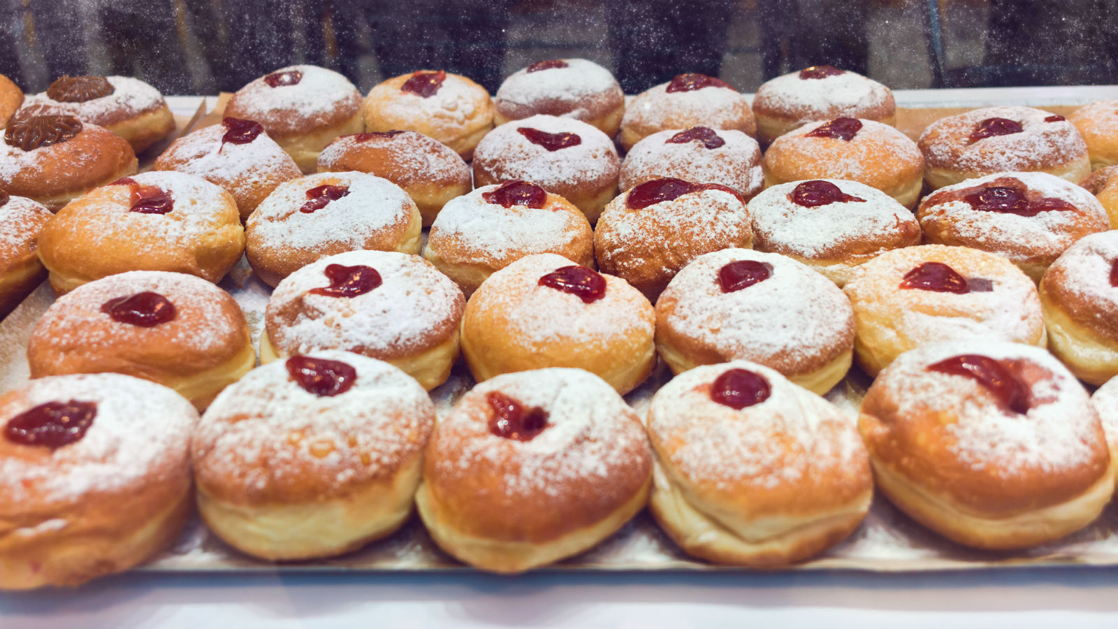 Israeli-Style Sufganiyot