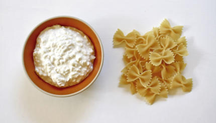 easy noodles and cream cheese recipe jewish dinner Shavuot