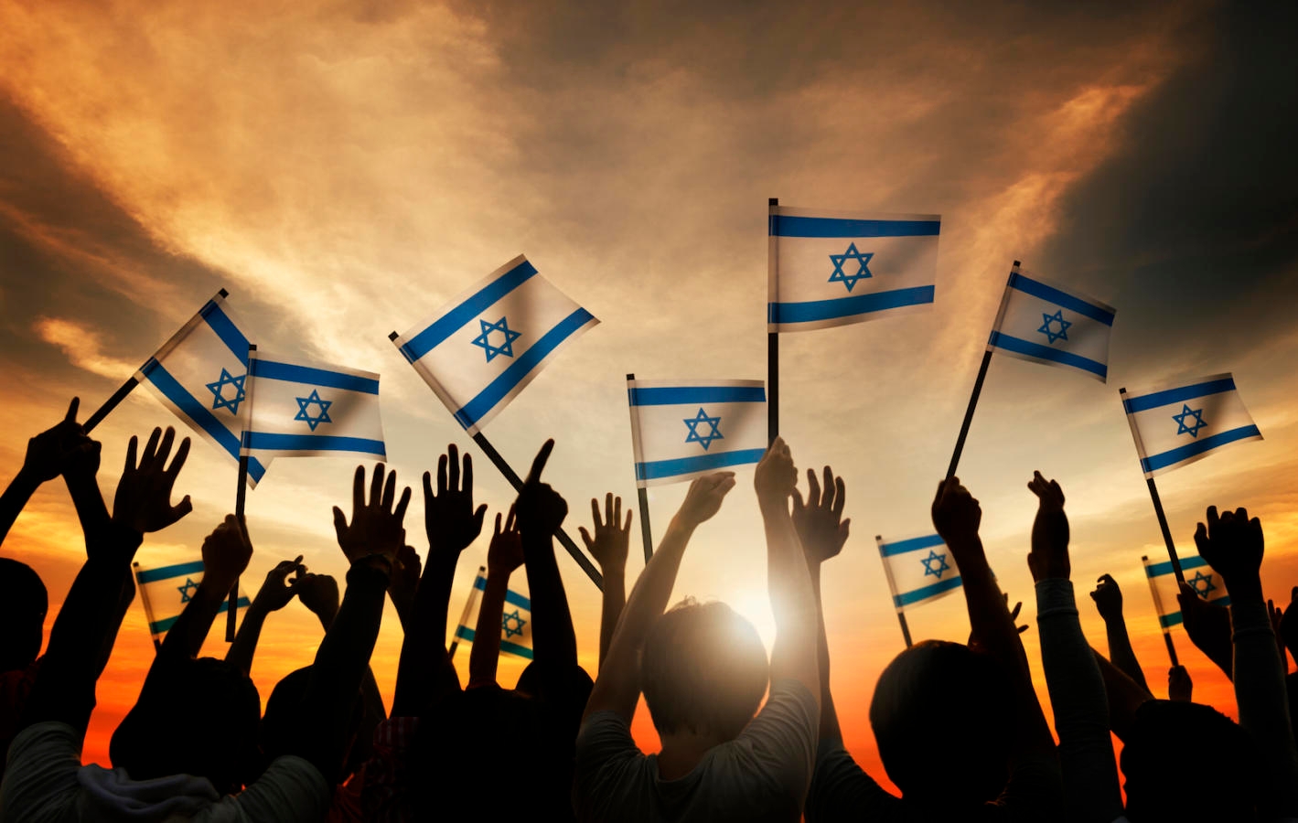 israeli flag hands