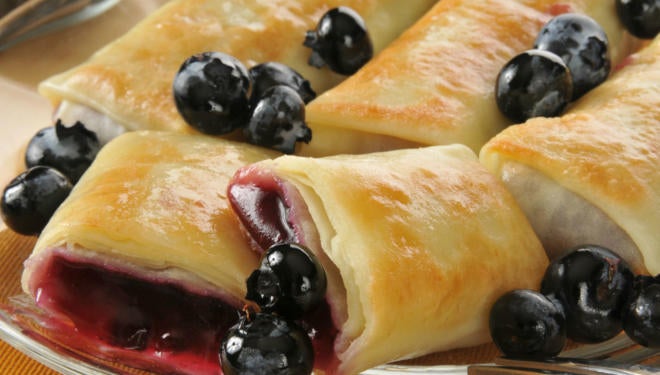 blueberry blintz recipe jewish dessert Shavuot