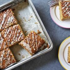 Honey-Sesame Cake -image