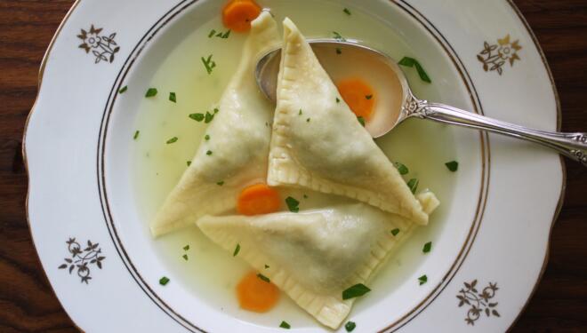kreplach recipe jewish dumplings chicken soup vegetarian