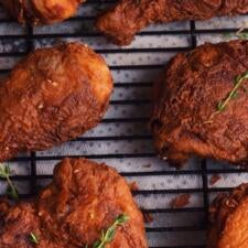 Za'atar Fried Chicken with Spicy Thyme Honey-image