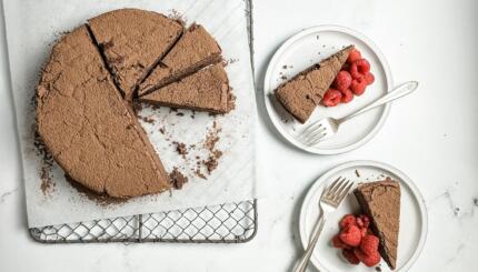 flourless chocolate cake recipe passover easy