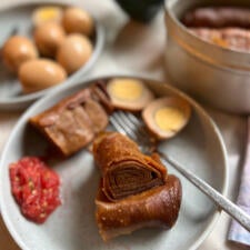 Jachnun (Yemenite Overnight Shabbat Rolls)-image