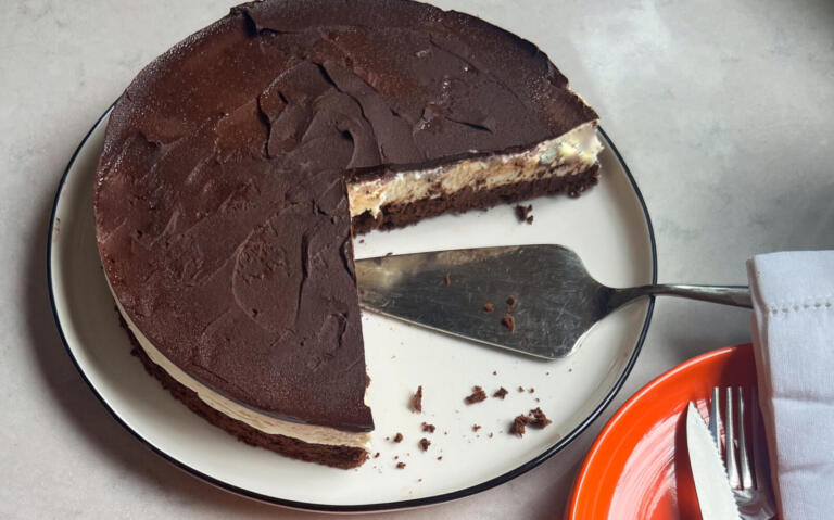 easy passover dessert chocolate cake pareve Israeli recipe krembo