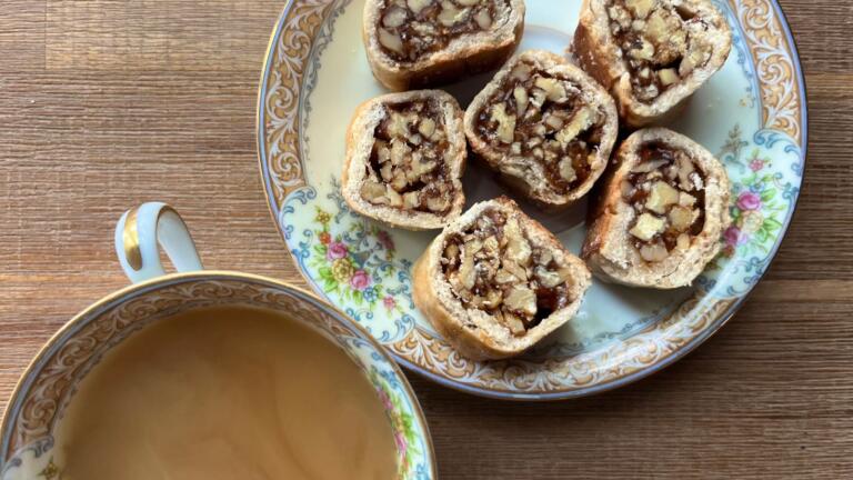 Italian Honey-Walnut Cookies.