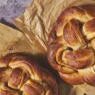 Easy round raisin challah recipe for the Jewish high holidays.